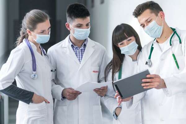 may đồng phục bệnh viện phòng khám TPHCM